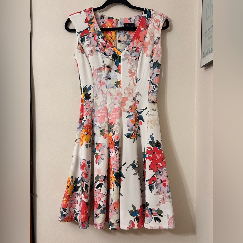 Just...Taylor White Floral Midi Dress with Coral & Navy Accents